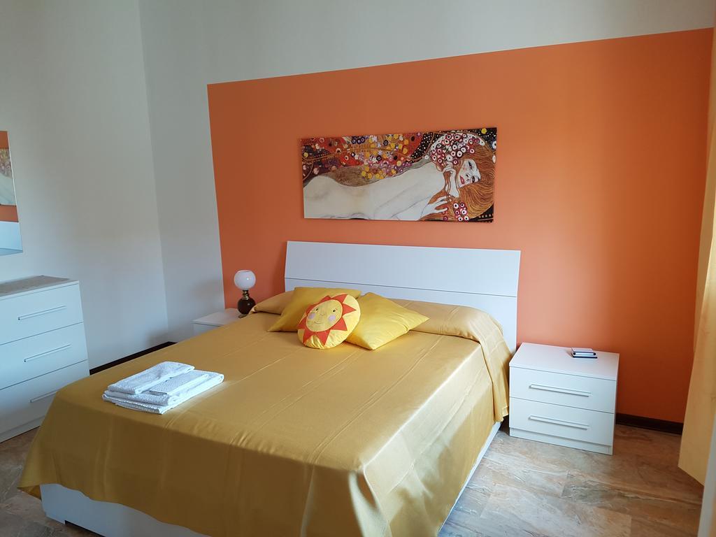 B&B Soleluna Massa Fiscaglia Экстерьер фото